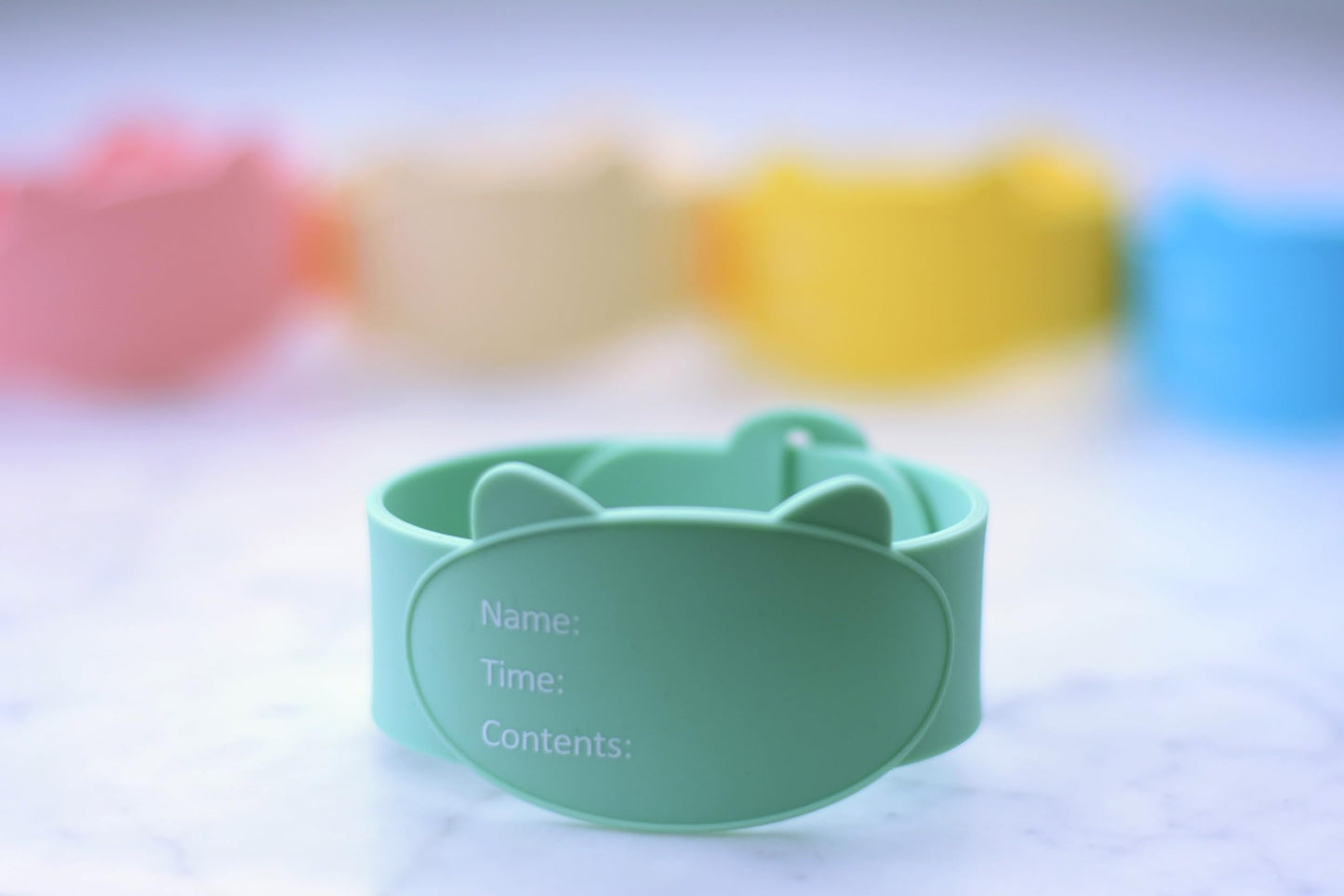 Adjustable Silicone Baby Bottle Labels with Claps- Reusable-Great for Day Care-Diswasher Safe- Waterproof- Essentials- Silicone Labels Open with Claps- Adjustable for Bottles