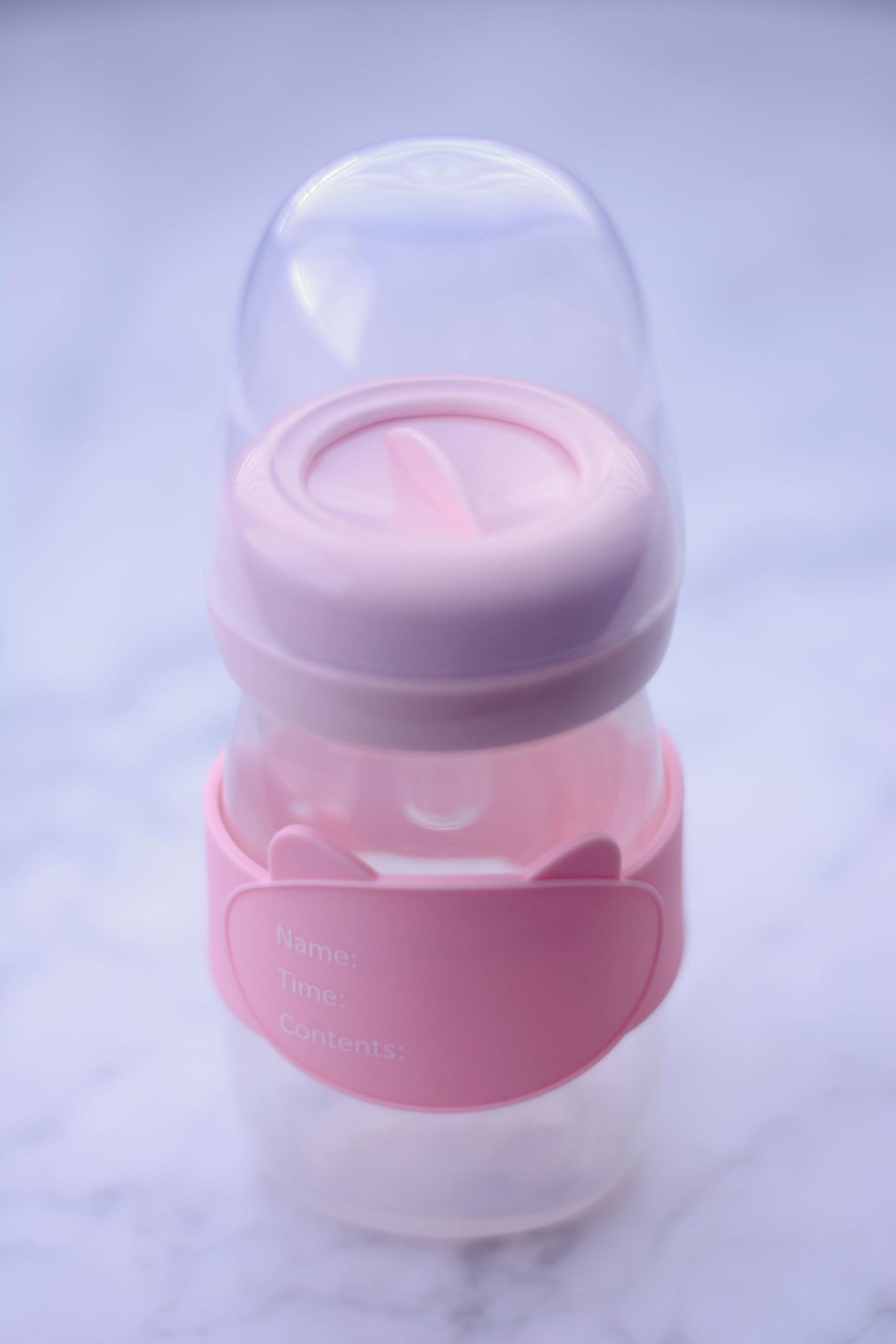 Adjustable Silicone Baby Bottle Labels with Claps- Reusable-Great for Day Care-Diswasher Safe- Waterproof- Essentials- Silicone Labels Open with Claps- Adjustable for Bottles