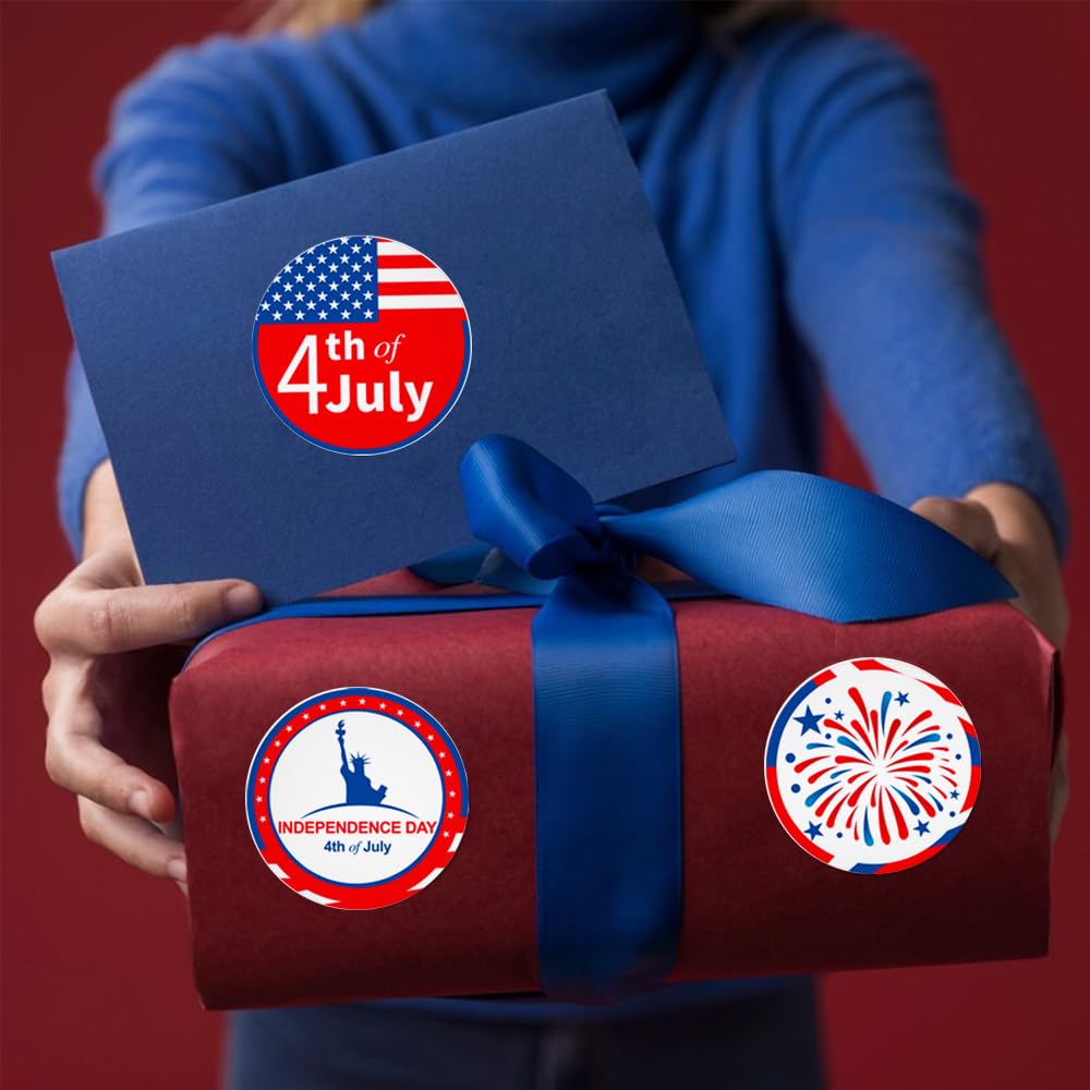 Patriotic Labels Stickers Independence Day Roll Stickers 500 Pcs 1.5" 4th of July Round Gift Tag for Envelope Seals Letter Wrap Cookies Party Gift Box Cards Present Deco