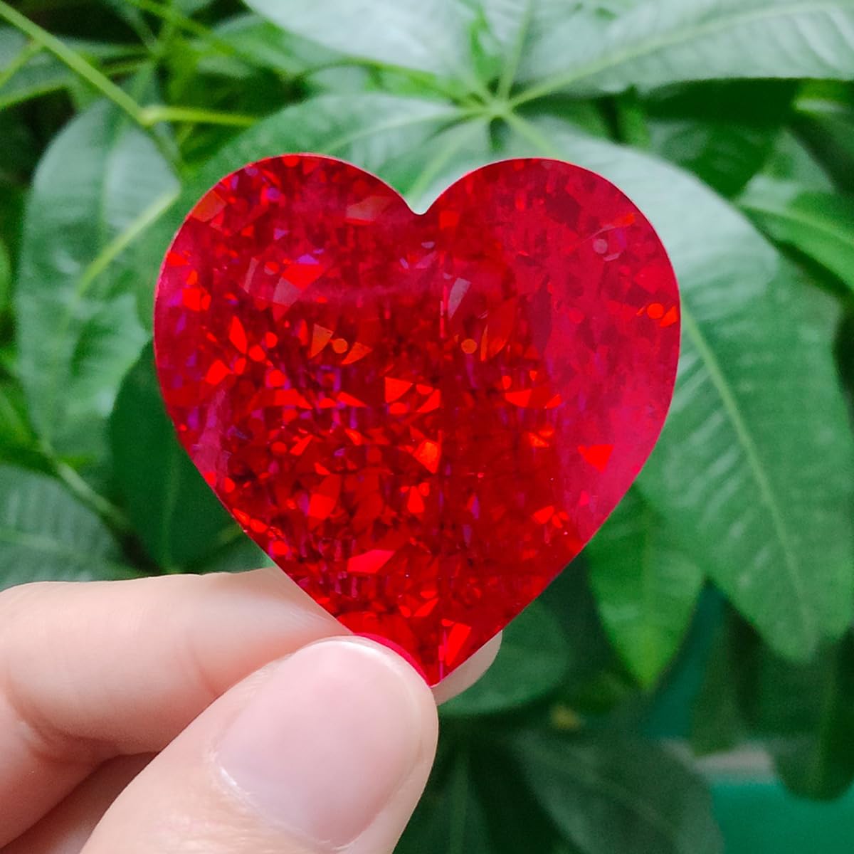 500PCS Valentine's Day Heart Stickers Red Sparkle Love Heart Roll Stickers Valentine's Day Decoration Round Labels Heart Shape Scrapbooking Adhesive Stickers for Valentine's Day Wedding Gift Decor