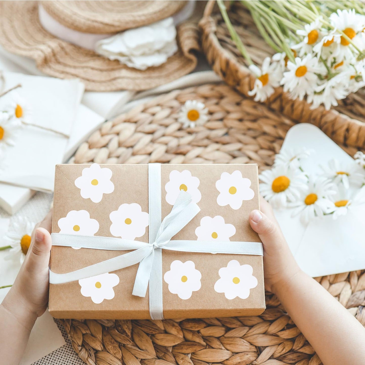 Whaline 480Pcs Boho Groovy Stickers Daisy Flower Decal Stickers Floral Self-Adhesive Label Stickers for DIY Crafts Scrapbooking School Teacher Students Rewards, 12 Design