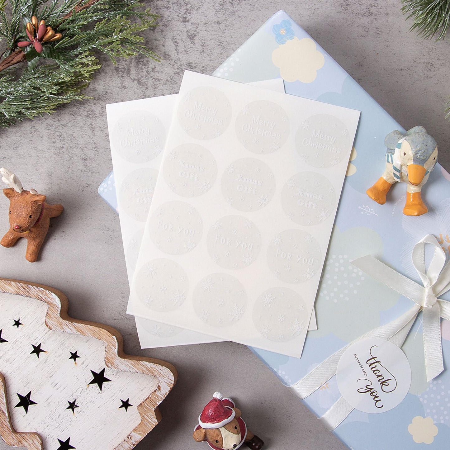 240 PCS Christmas Gift Stickers- Snowflake, Circle Round Clear Stickers 1.1", Sticker Labels for Treat Bags Goodie Bags, Toddler Treats, Christmas Parties, Envelopes, and Gifting. 1.1"