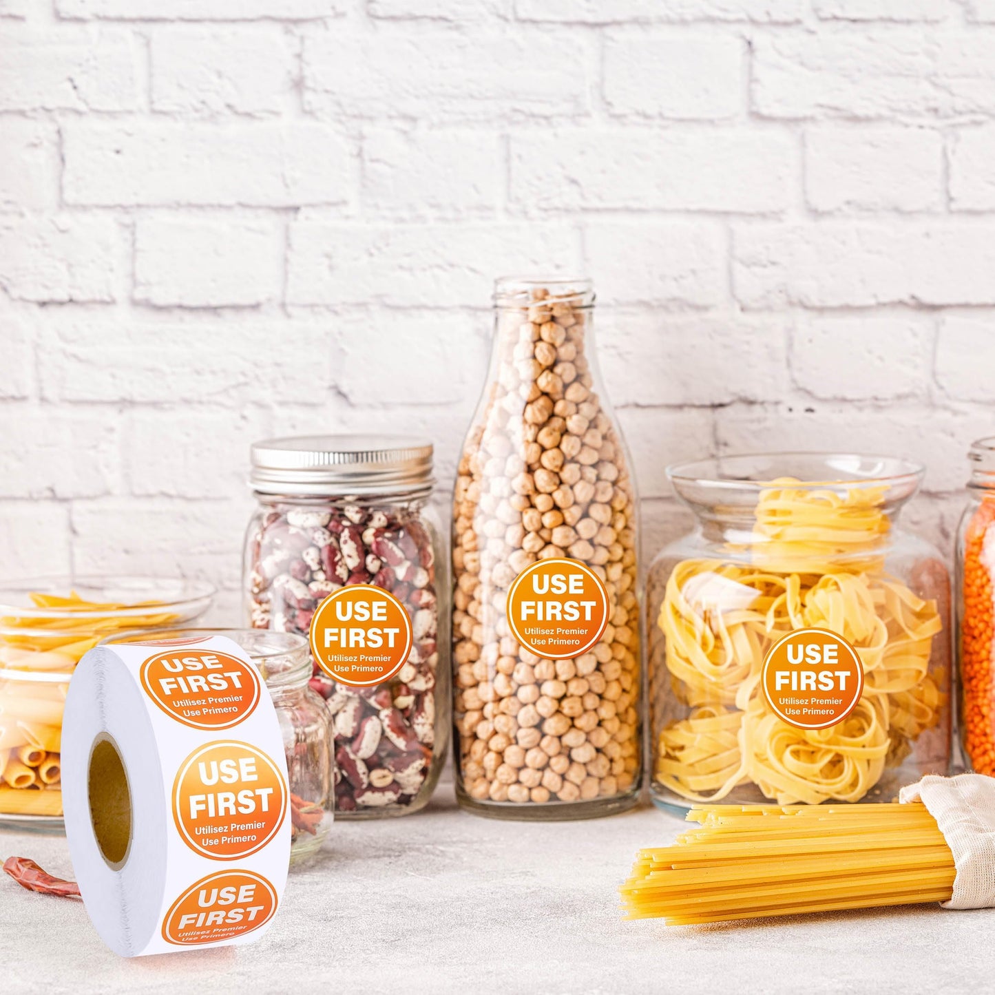 1200Pcs Use First Stickers Food Service Circular Self-Adhesive Labels for Kitchen and Restaurant Supplies Gradient Orange 1.5inch