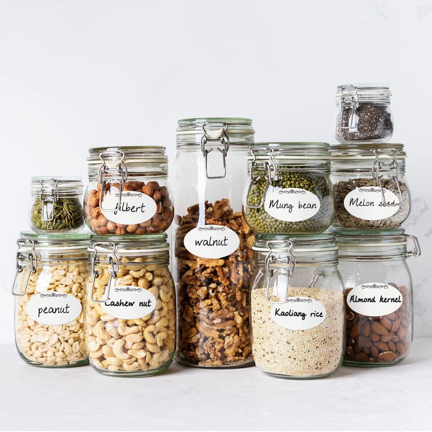 White 1-1/2" x 2-1/2" Dissolvable Labels for Food Containers 300 Stickers(1 Roll) Elliptic 1-1/2" X 2-1/2"