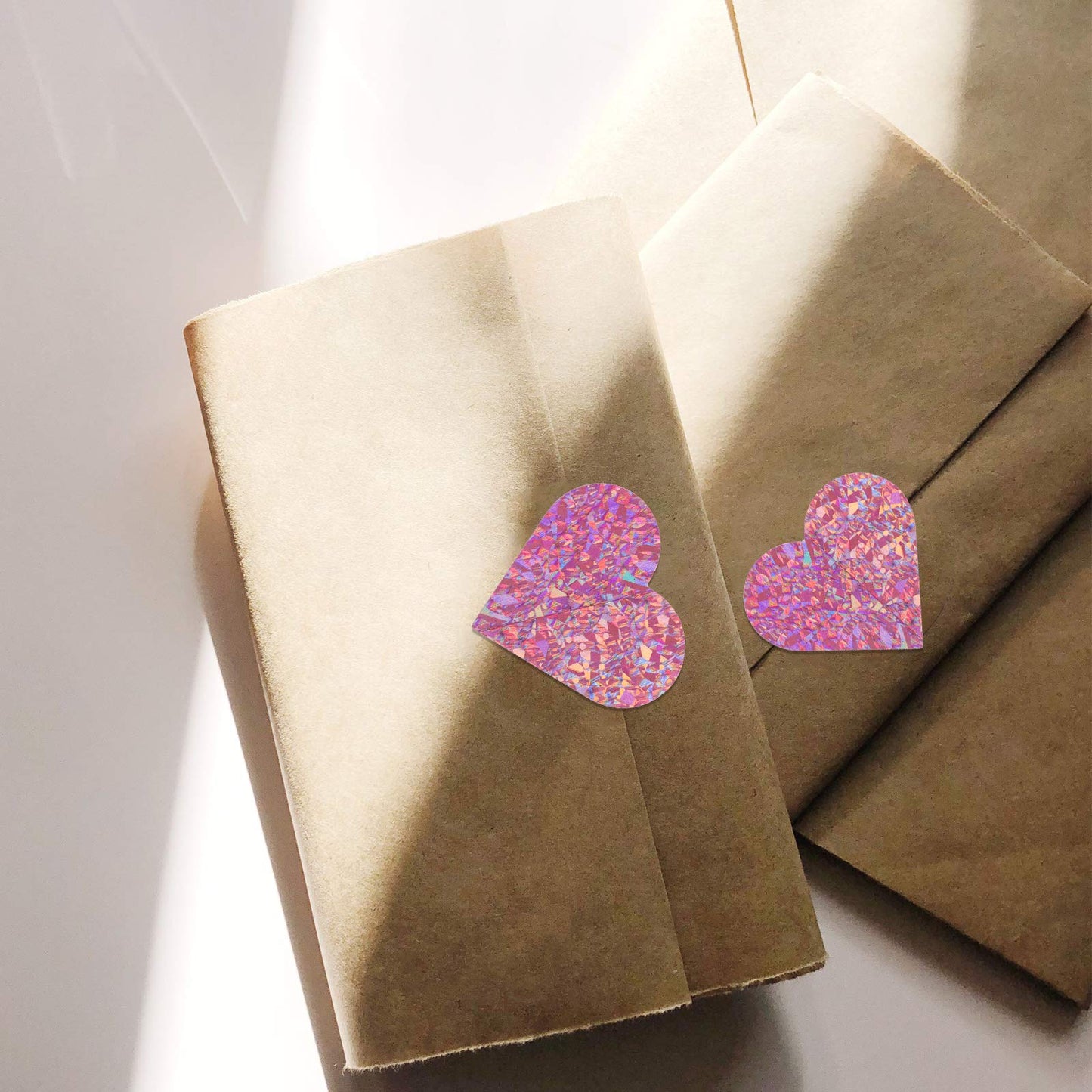1.5" Pink Heart Stickers with Glitter Holographic Gravel Pattern, 500 pcs Sparkling Adhesive Heart Sticker Labels per Roll, Love Stickers for Personal and Business Use 1.5 inch