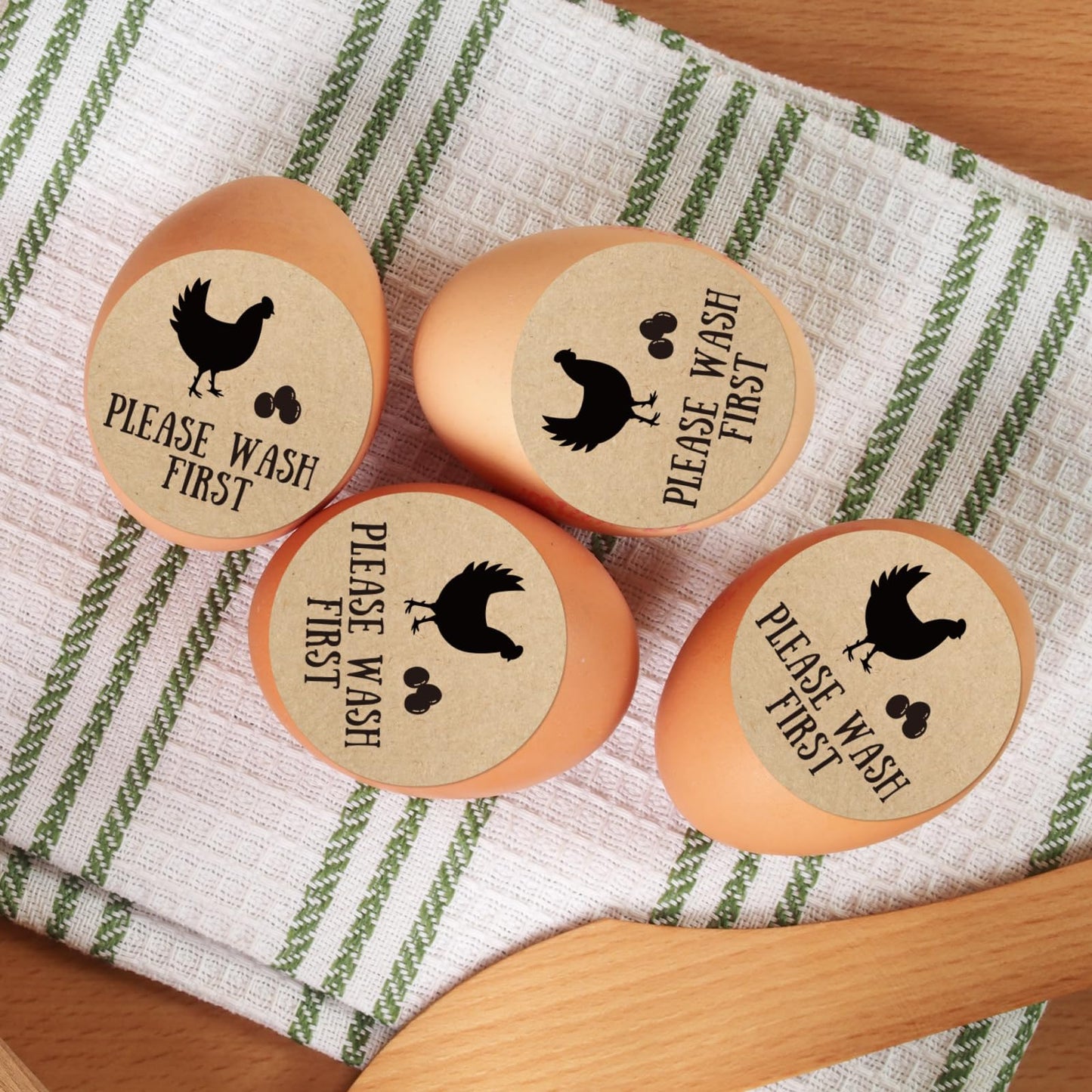 500 Pcs Farm Fresh Eggs Stickers 2 Inch Round Farm Chicken Egg Labels Natural Brown Kraft Unwashed Egg Cartoon Label Decal for Business Farm Fresh Produce Egg Cartoon Labeling