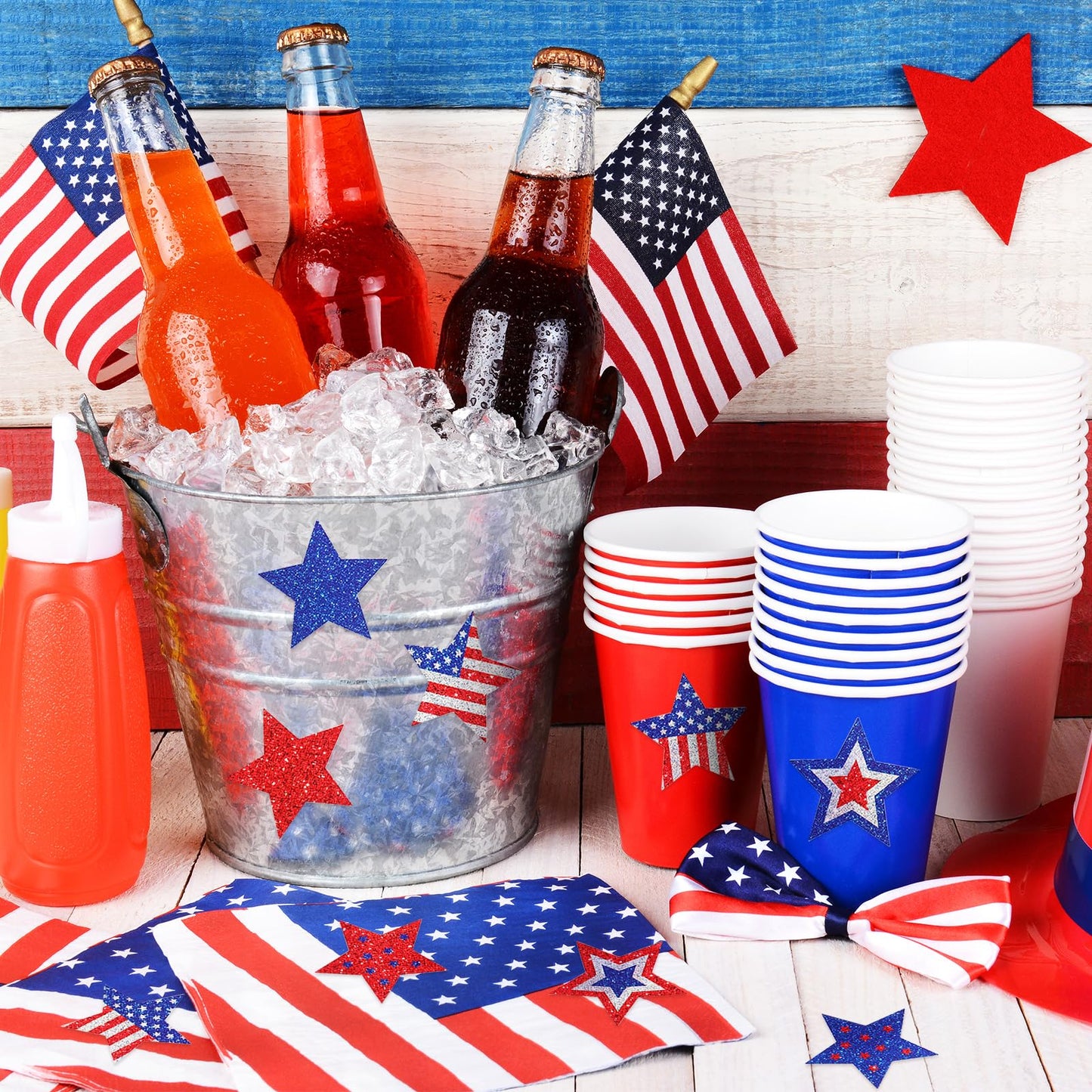 600Pcs Patriotic Star Stickers Roll Blue Red Laser Silver Stars Labels American Flag Self-Adhesive Independence Day Stickers for 4th of July Memorial Day Water Bottle Luggage Decor, 8 Design