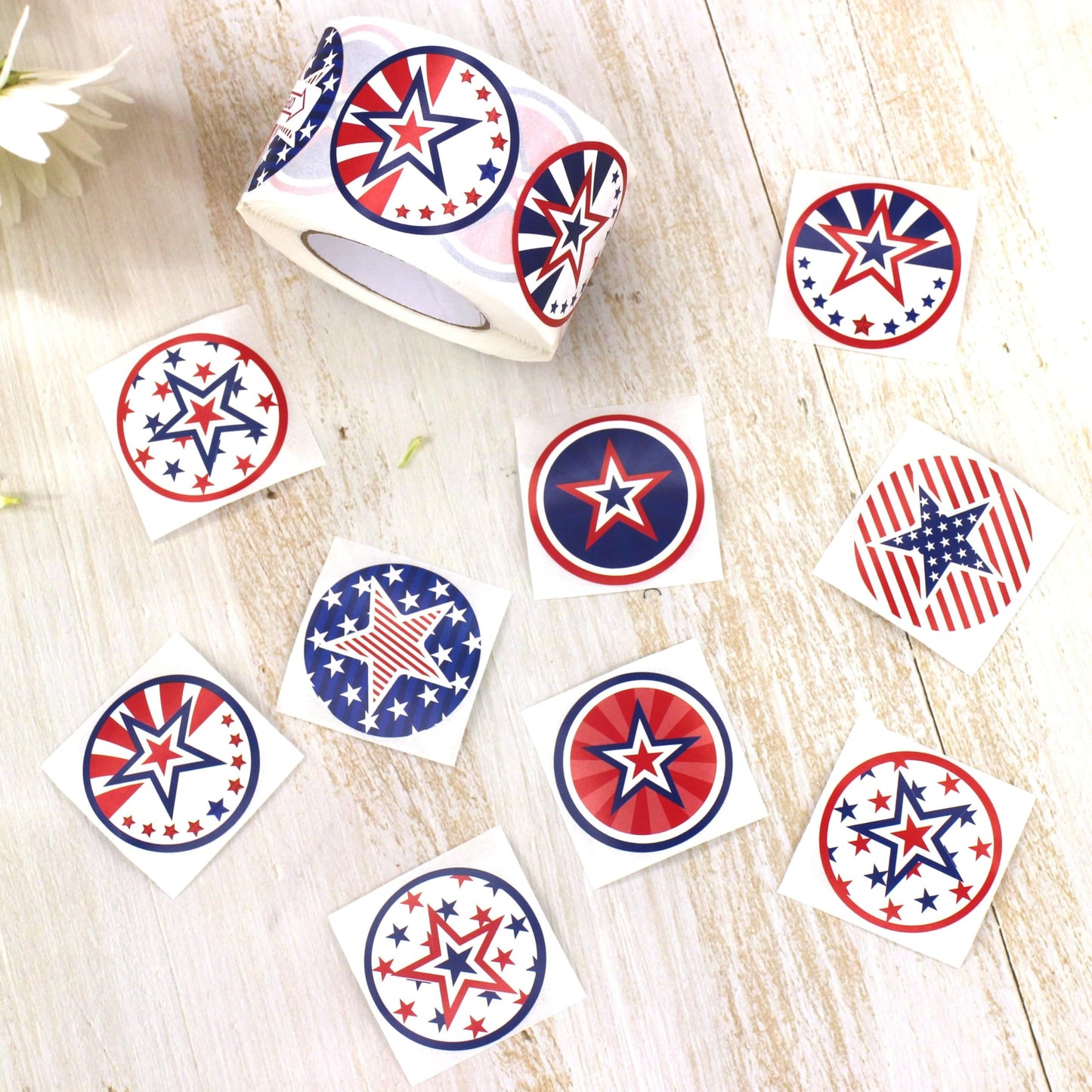 1.5 inches/500 Patriotic Stickers, 8 Designs of American Flag Stickers, 4th of July Stickers for Patriotic Decor Presidents Day Memorial Day Independence Day Labor Day Veterans Day