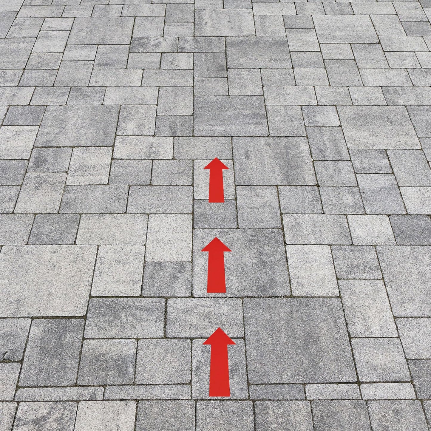 YOKIVE 20 Pack Arrow Sticker, 20x5cm Large Directional Arrow Signs Floor Decals PVC Removable Self Adhesive Waterproof Wall Marking for Floor Signs Road, Red