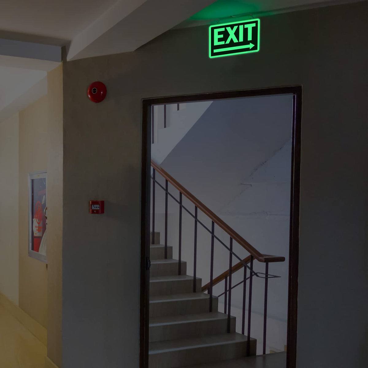 SmartSign Exit Sign Label with Right Arrow | 7" x 10" Laminated Vinyl Sticker Glow in Dark/Night 7" x 10" Glow-in-The-Dark Vinyl Label