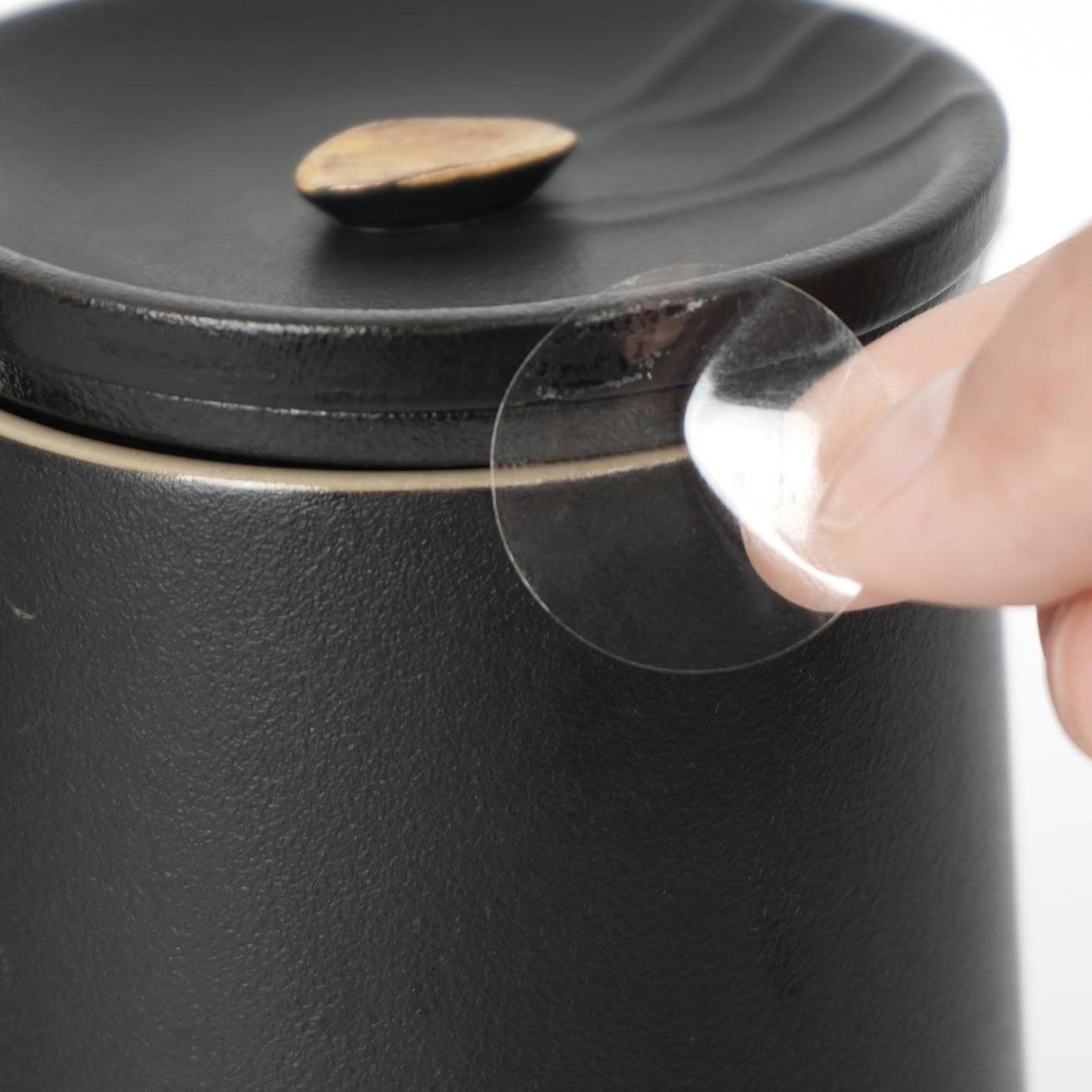 Clear Round Label 1 Inch Circle Sticker Self-Adhesive Transparent Dot Wafer Seal Label Waterproof Removable for Retail Package Envelope Roll of 500 PCS 1" Diameter