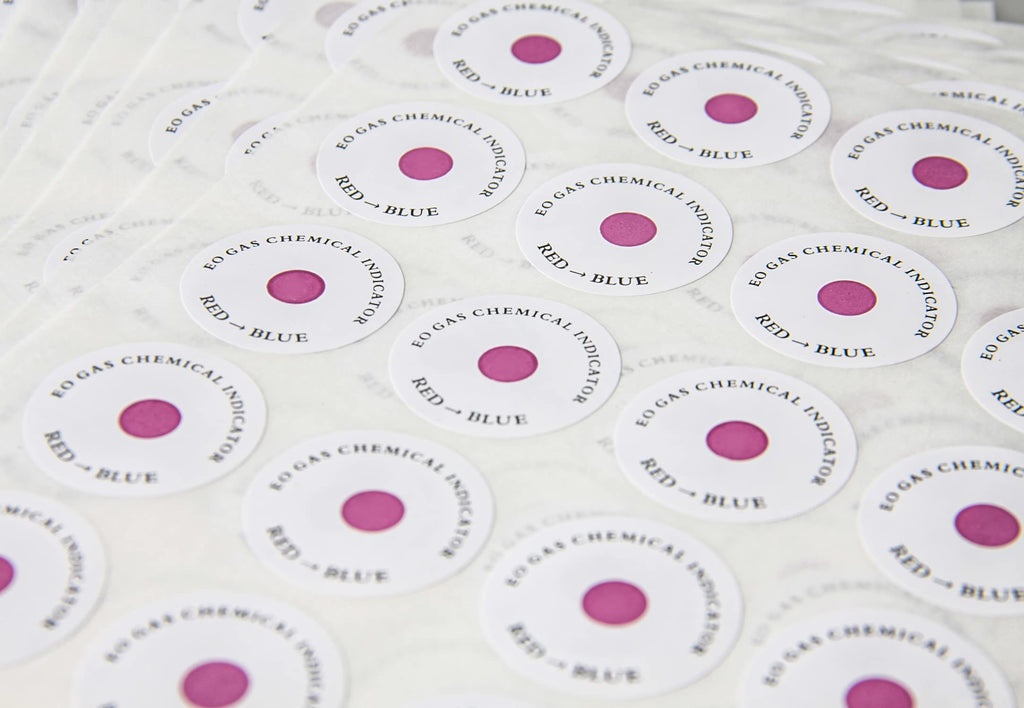 Sinicmed Ethylene Oxide sterilization indicator label sticker on sterilization pouch for ethylene oxide sterilizer.