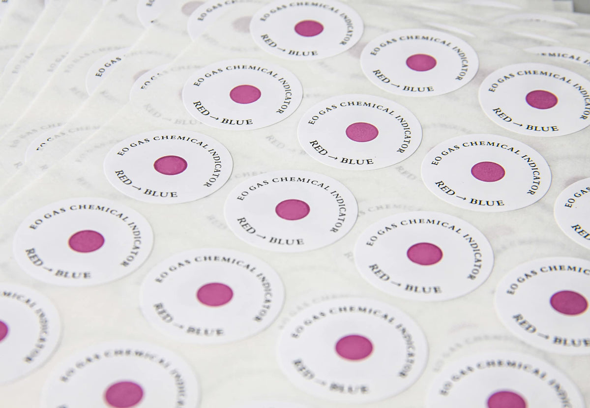 Sinicmed Ethylene Oxide sterilization indicator label sticker on sterilization pouch for ethylene oxide sterilizer.