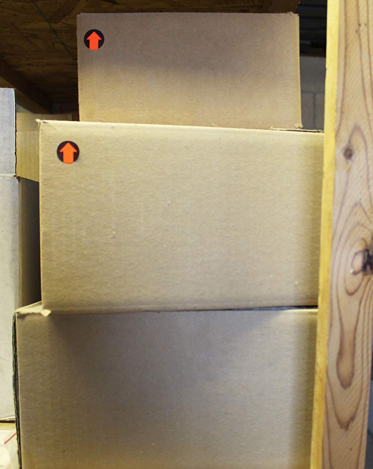 Hybsk 1 inch Arrow Dot Labels Fluorescent Red-Orange print on Black Total 1,000 Labels Per Roll