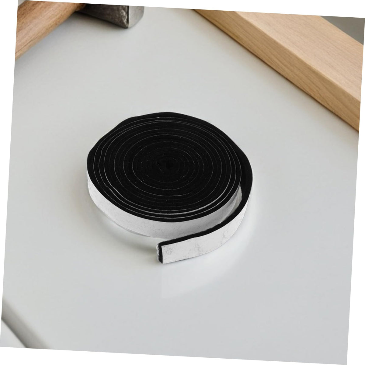 Flame Retardant Seal Tape for Doors and Windows High Density Self-Adhesive Weather Stripping Insulation Foam Strip Fire Resistant Gasket for BBQ Grills and Ovens 70.86 X 0.51 in