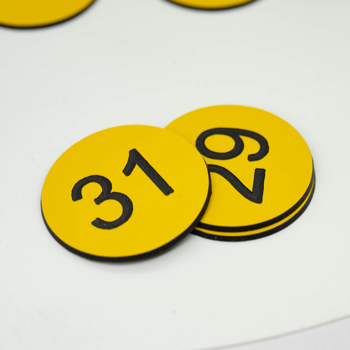 Plastic Number Tags Engraved Numbered Tags Without Hole (101-200, Yellow) 101-200