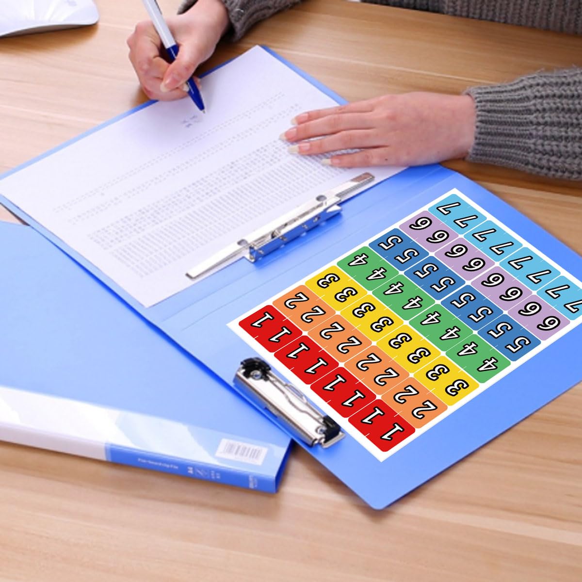 Number 1 to 7 Index File Folder Labels Multicolor Number Tabs - Color Coded 1 to 7 Tab Dividers Stickers Teacher Supplies Stickers for Classroom Book Organizing 560 Pcs