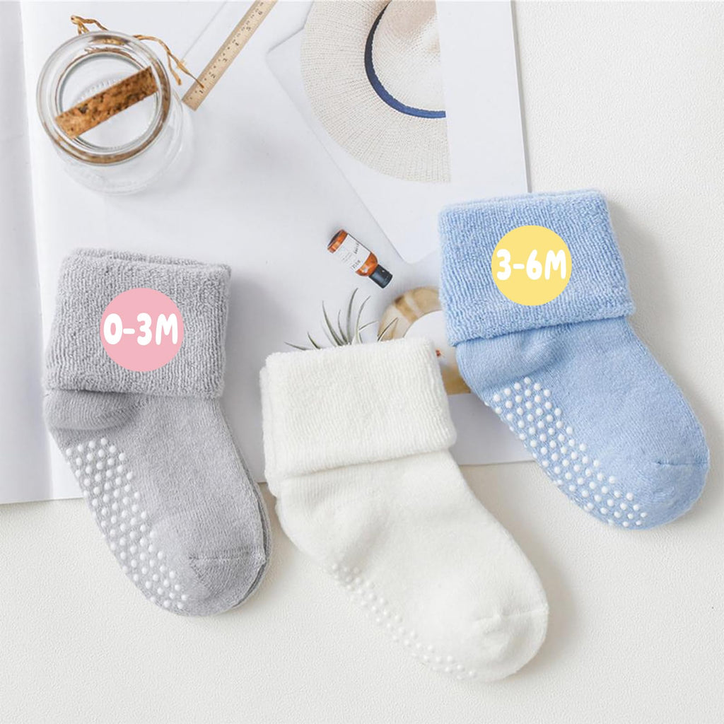 360 PCS Baby Clothing Size Stickers for Nursery Drawer(0-24 Months)