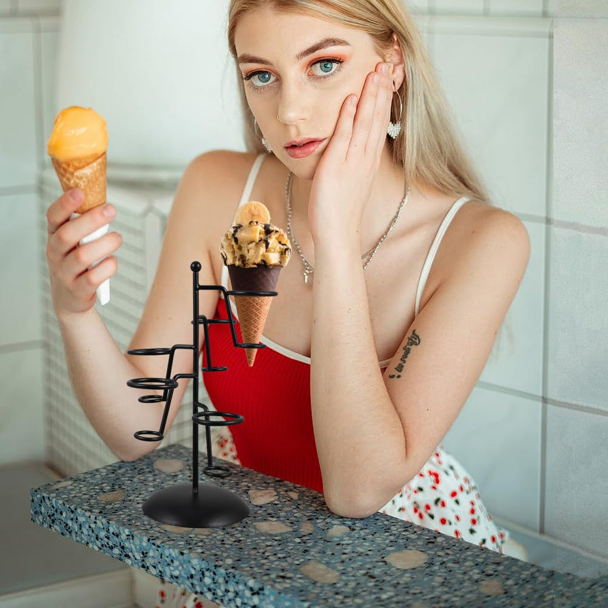 Cabilock Iron Ice Cream Cone Holder Stand 5-Hole Black
