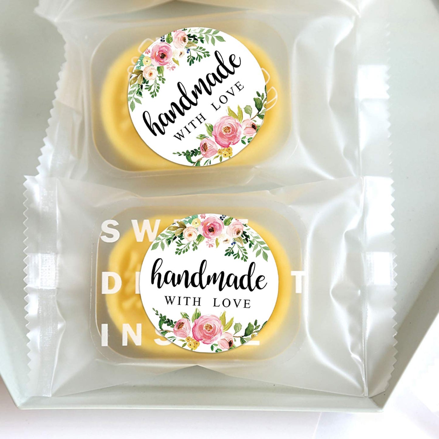 1.4 Inch Floral Handmade Stickers, 500 Round Adhesive Label Stickers, Perfect for Baking, Craft Projects, Gift Package Decoration