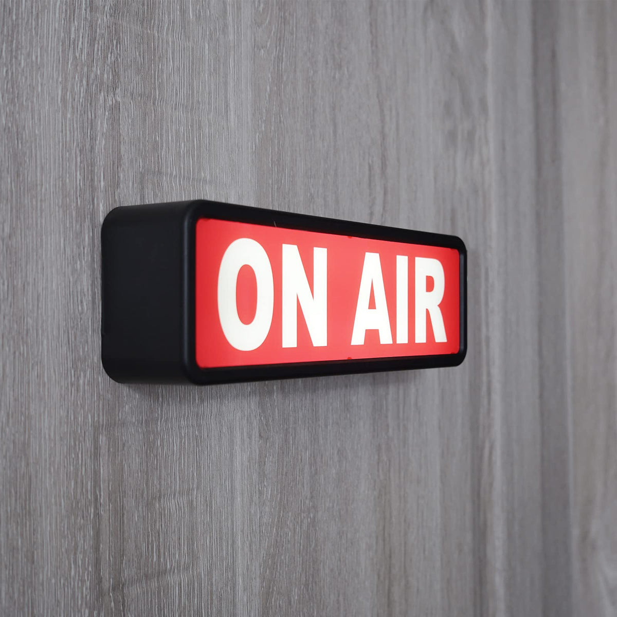 On Air Light Sign, Lighted Recording and Broadcast Warning Indicator, for Home Studio, Company, Desk or Wall Decor, Black, with Remote Control black+Remote control