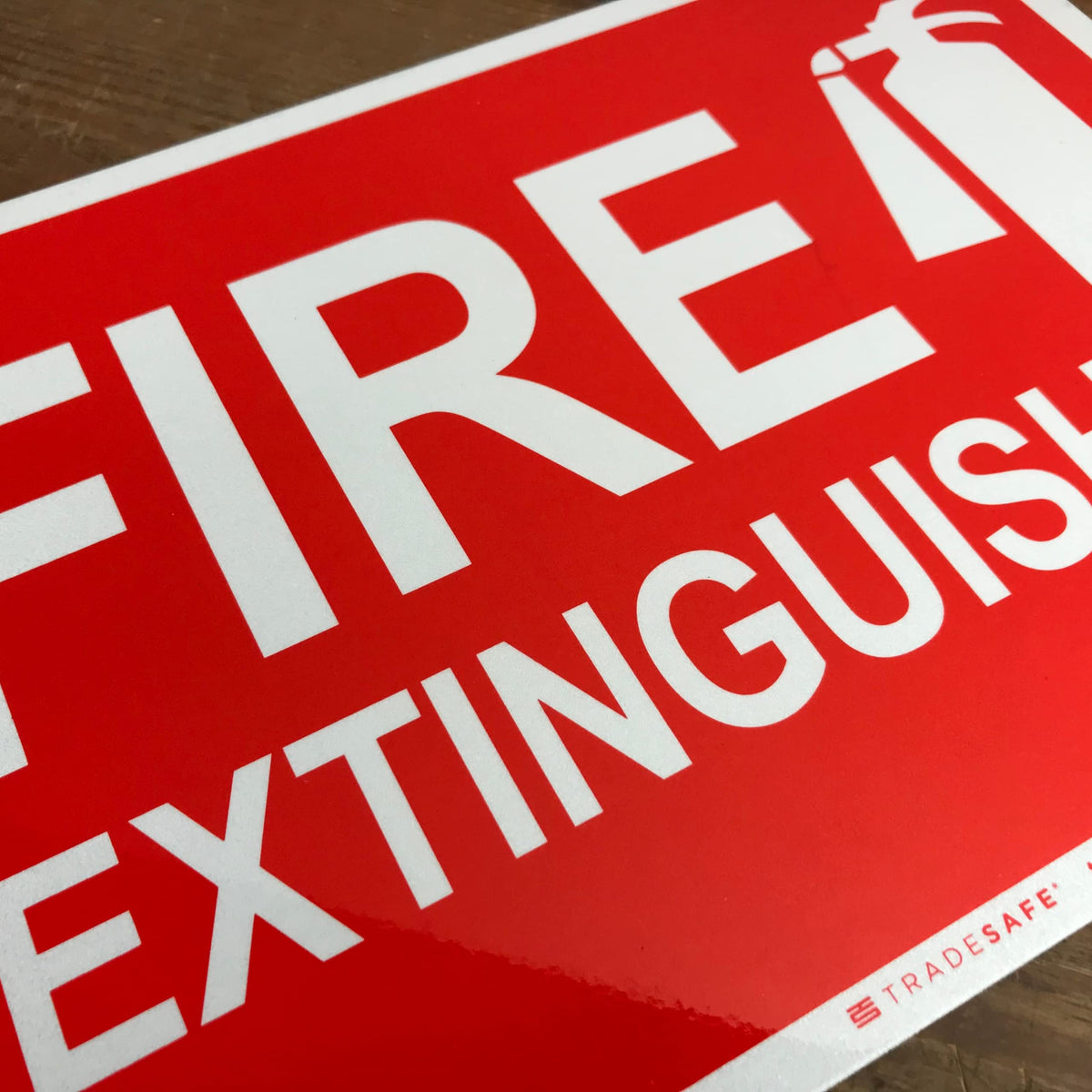 TRADESAFE Fire Extinguisher Sign - Fire Sign with Fire Extinguisher Logo, Quick Install Aluminum Safety Sign, Light Reflective, UV-Resistant, Waterproof, 14” X 10” Fire Safety Signs For Business Fire Extinguisher 14x10in