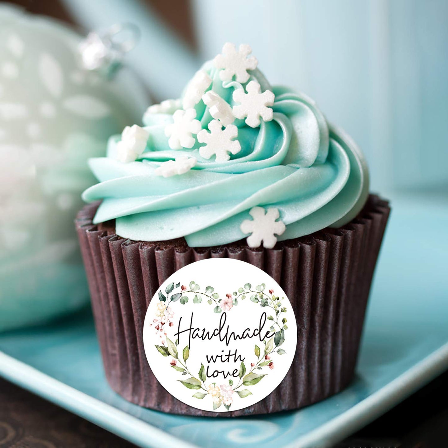 Greenery Handmade Labels, 1.4 In Round, 500 Adhesive Labels per Roll, Handmade Packaging