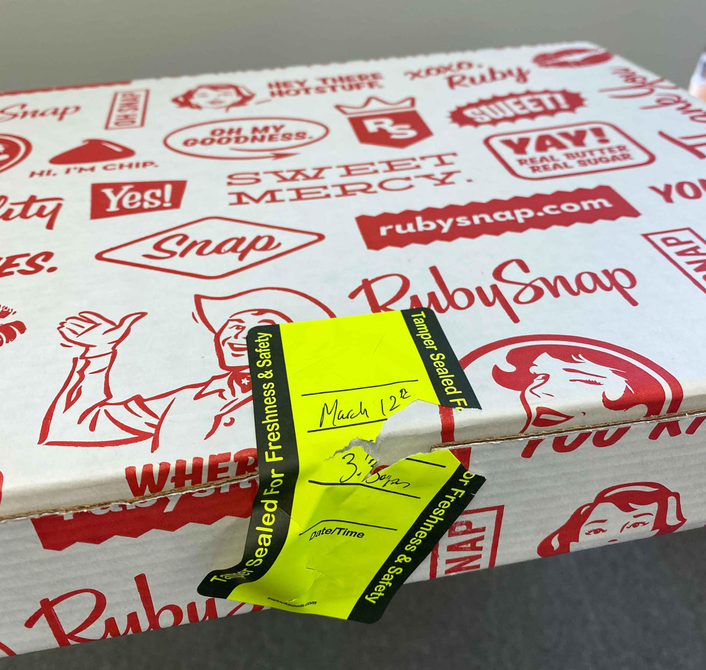 Fluorescent Yellow Food Delivery Tamper Evident Labels 2 x 4 Inch 500 Total Adhesive Stickers