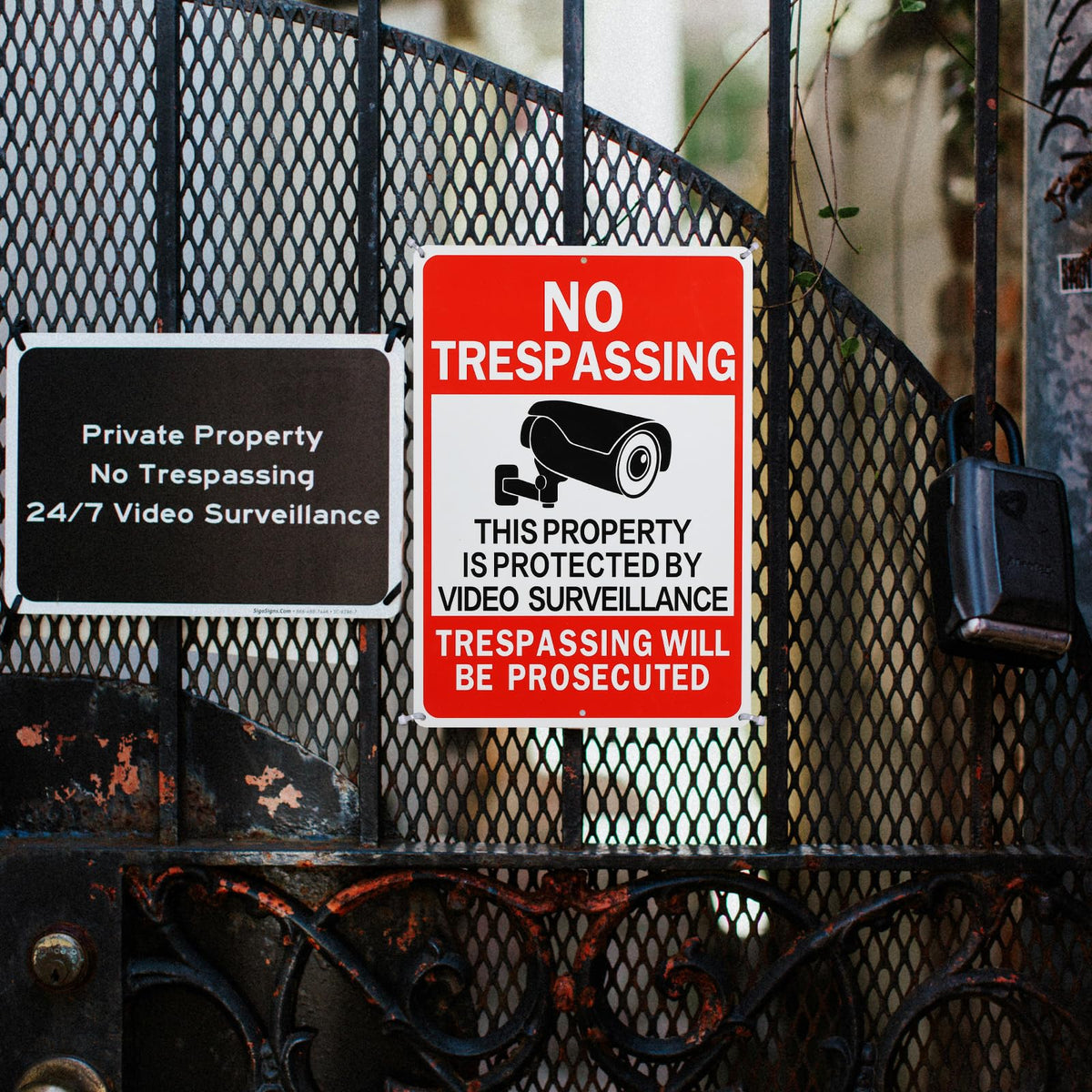 4 Pack No Trespassing Signs Private Property Video Surveillance Sign 14x10 Inches Reflective Aluminum Security Camera Signs Warning for Outdoor Indoor Yard 4