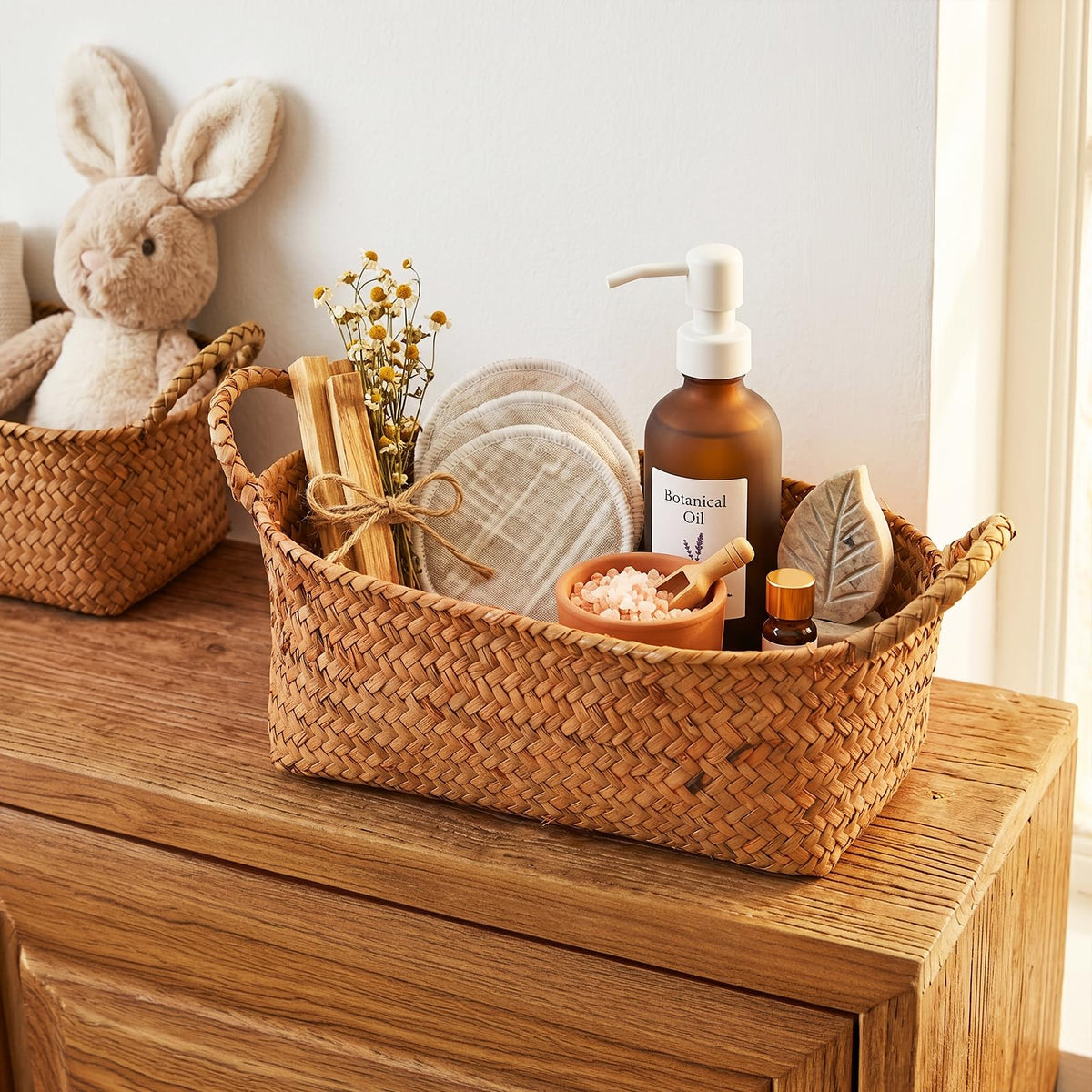 Elsjoy Set of 3 Woven Seagrass Baskets with Handles, Oval Wicker Woven Storage Baskets, Rattan Shelf Basket for Fruit, Bread, Kitchen