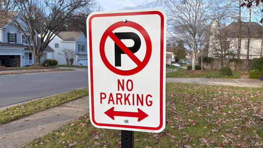 SmartSign 18 x 12 inch "No Parking" Sign with Bidirectional Arrow, 2mm Thick Aluminum Composite, Pre-Drilled Holes, Red, Black and White, Made in USA 12" x 18" AL ACM